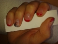 naegel-gel-glitzer-rot-blume